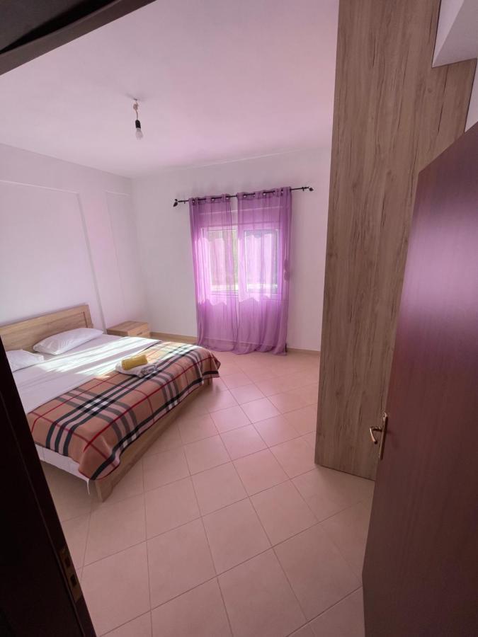 L.T. Apartment 5Th Street Sarandë Buitenkant foto