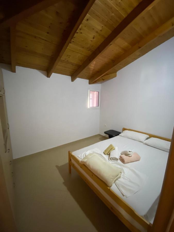 L.T. Apartment 5Th Street Sarandë Buitenkant foto