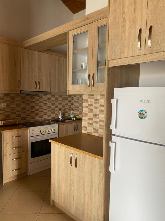 L.T. Apartment 5Th Street Sarandë Buitenkant foto