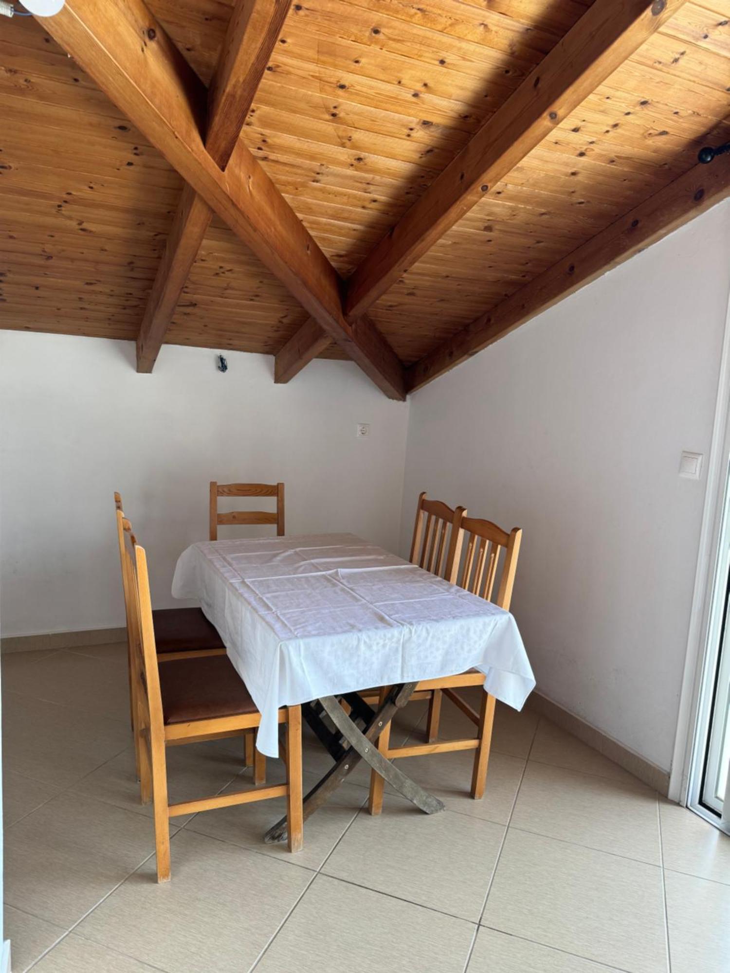 L.T. Apartment 5Th Street Sarandë Buitenkant foto