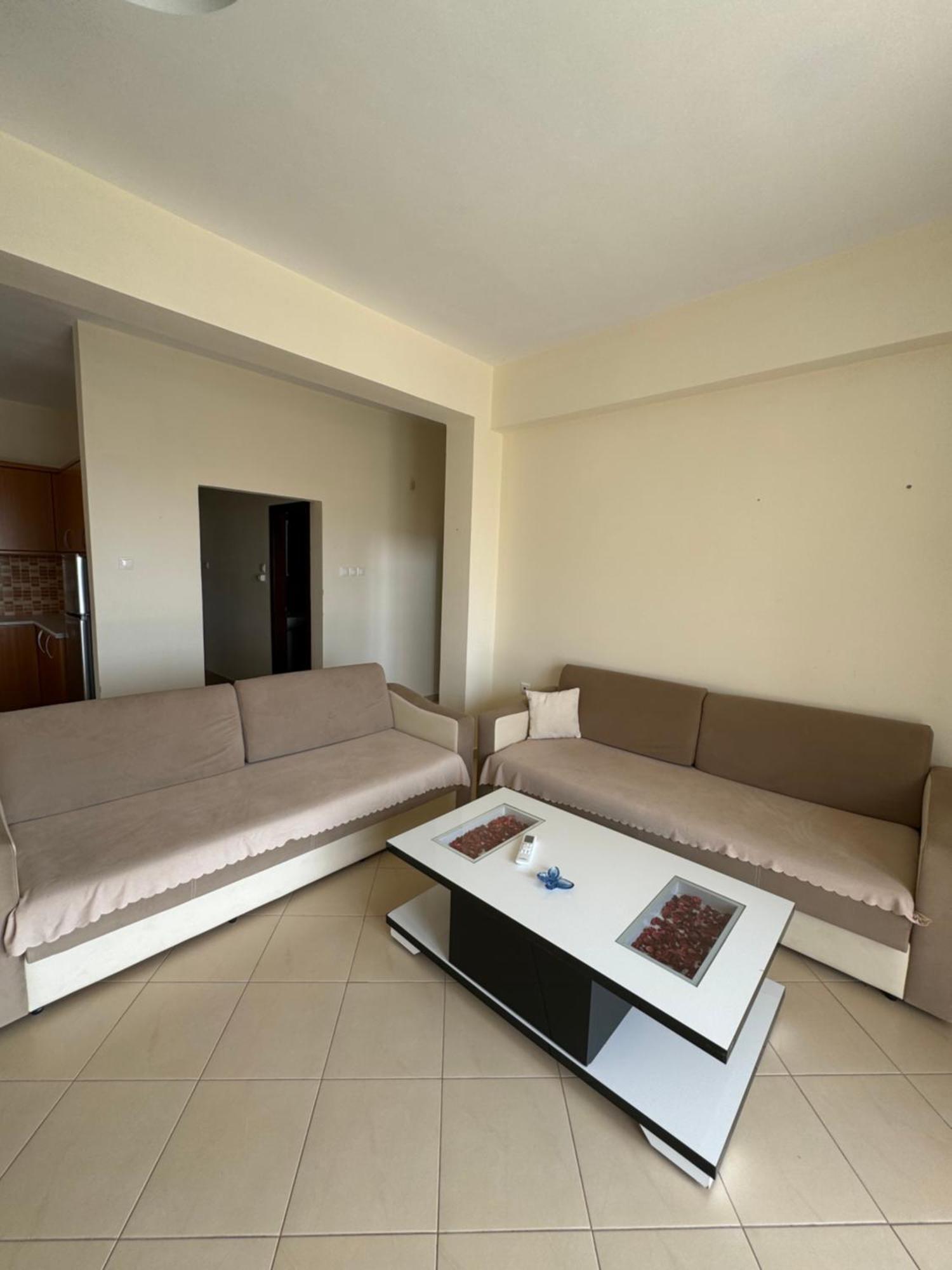 L.T. Apartment 5Th Street Sarandë Buitenkant foto