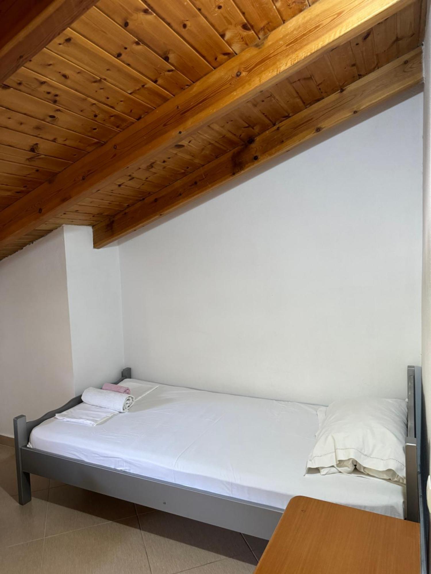L.T. Apartment 5Th Street Sarandë Buitenkant foto