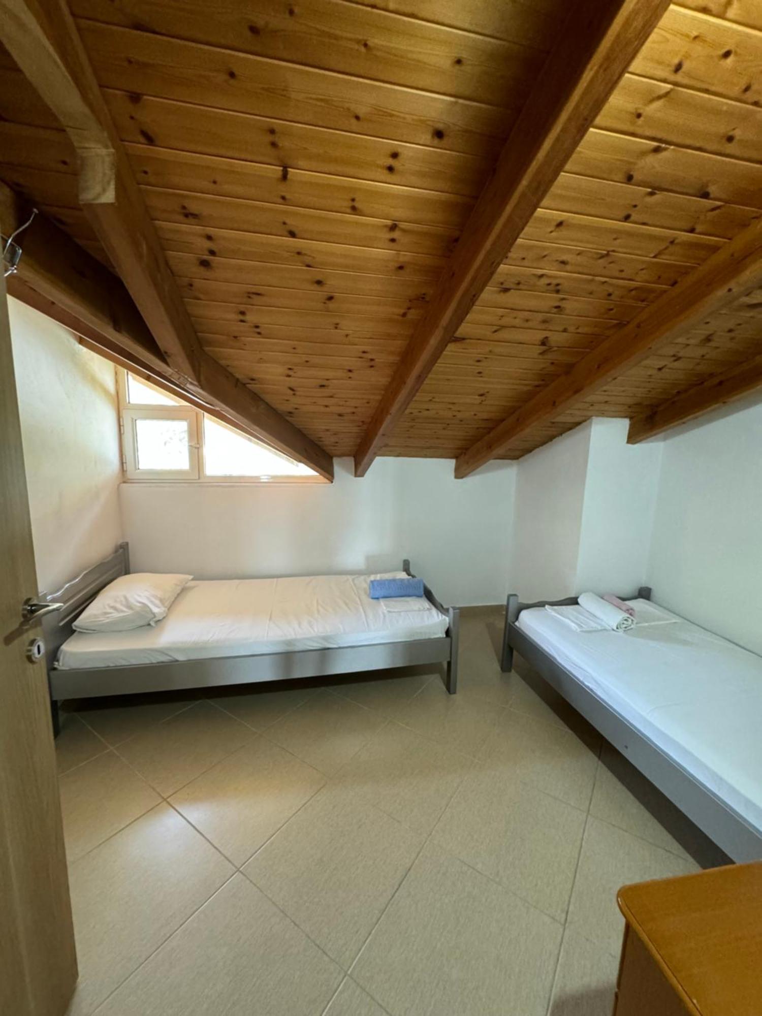 L.T. Apartment 5Th Street Sarandë Buitenkant foto