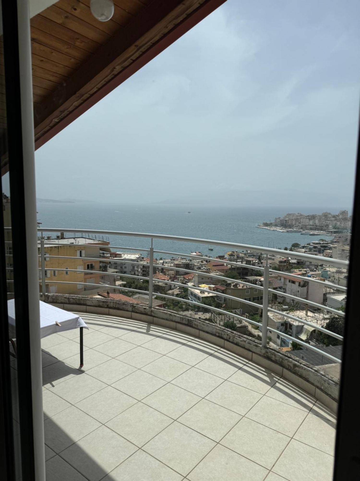 L.T. Apartment 5Th Street Sarandë Buitenkant foto